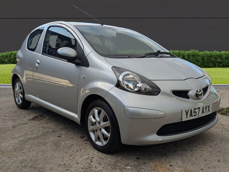 TOYOTA AYGO 1.0 VVT-i Platinum