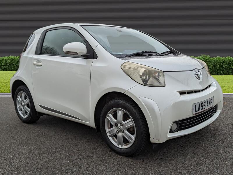 TOYOTA IQ 1.0 VVT-i 2